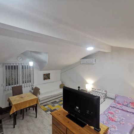 White Apartment Sarajevo - Free Parking Luaran gambar