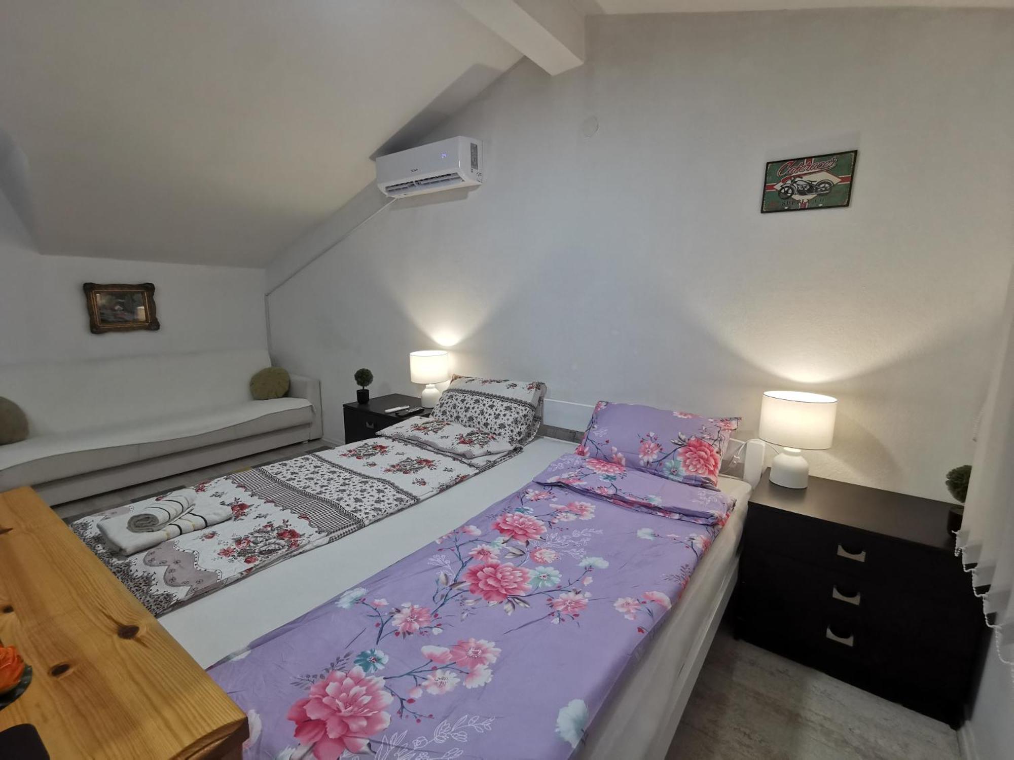 White Apartment Sarajevo - Free Parking Luaran gambar